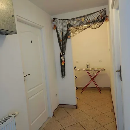 Pirat Gæstehus 3*
